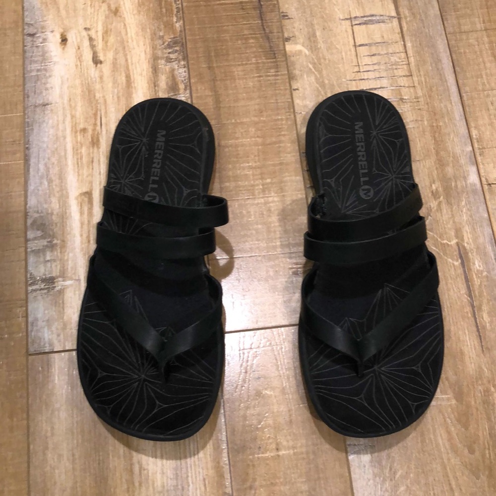 Merrell leather strapped sandals